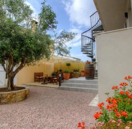 Appartement Village 1 *